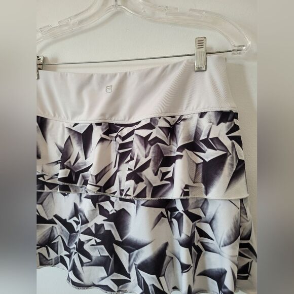 FILA Skort Mini Skirt Tennis Golf With Shorts White Black Sporty Preppy Medium - Picture 9 of 9